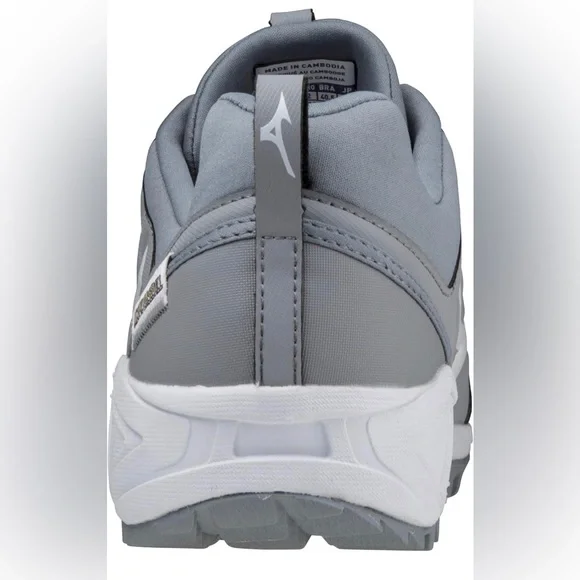 Mizuno Men's Ambition 2 All Surface Sneaker Baseball Shoes. Worn twice - Picture 3 of 11